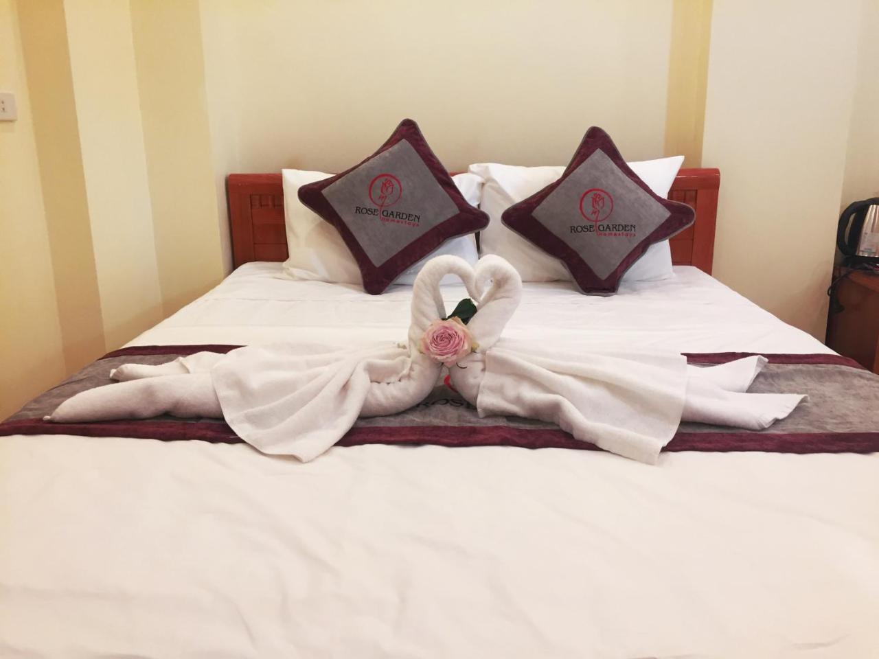 Rose Garden Homestay Нин Бин Екстериор снимка